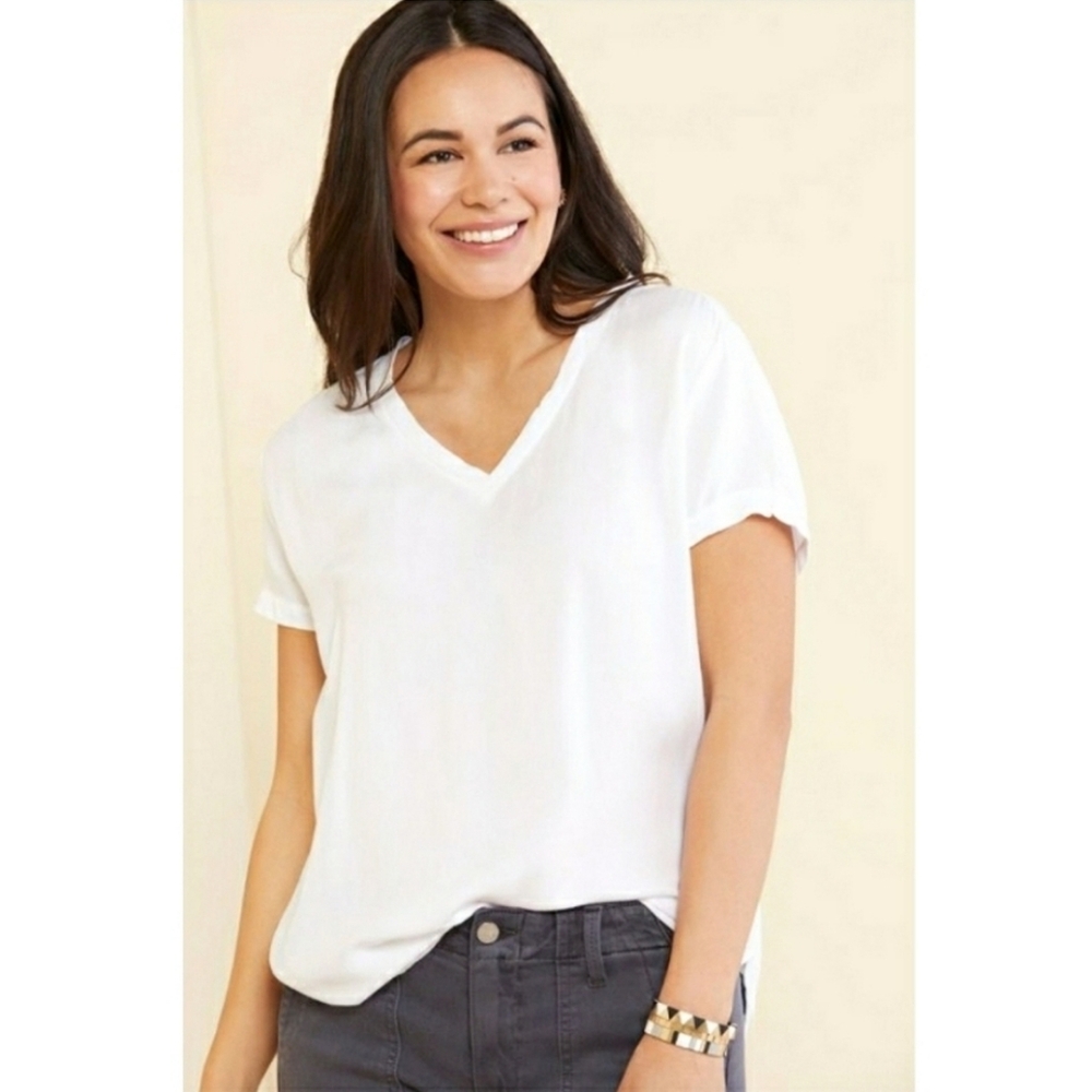 Anthropologie Cloth & Stone White Rayon V-Neck Short Sleeve Casual Tee Shirt XS